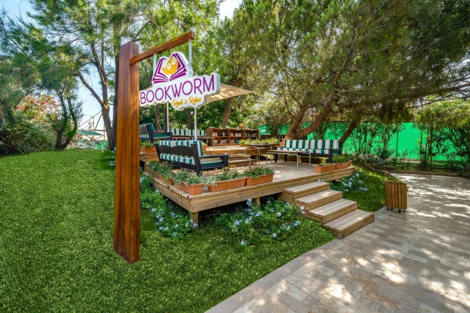 Açık Hava Kitap Okuma Yeri